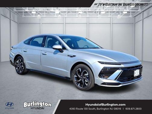 Aero Silver 2025 Hyundai SONATA SEL