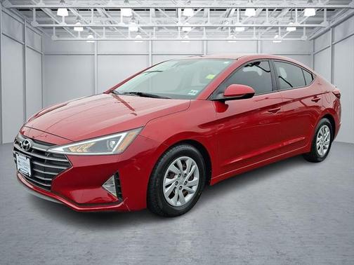 2020 Hyundai ELANTRA SE