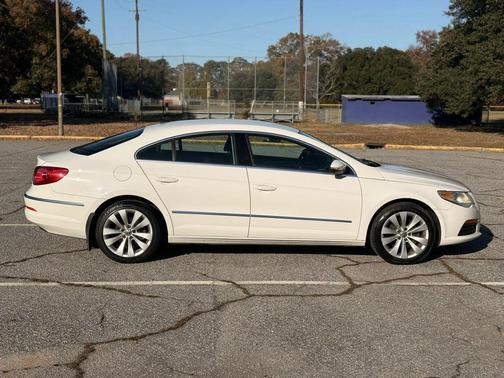 2011 Volkswagen CC Sport