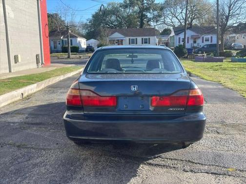 2000 Honda Accord 2.3 LX