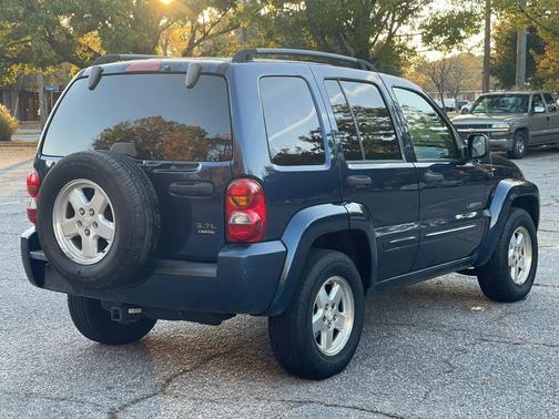 2004 Jeep Liberty Sport