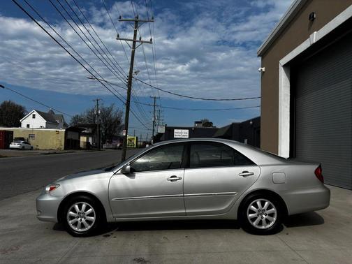 2003 Toyota Camry LE
