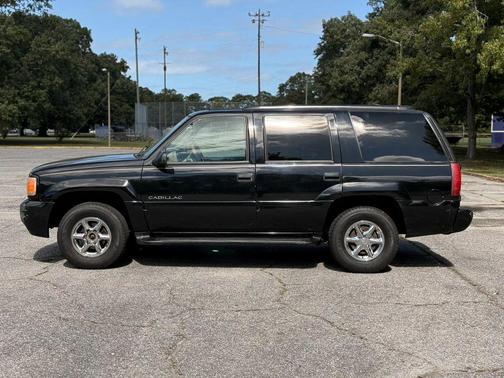 2000 Cadillac Escalade Sport