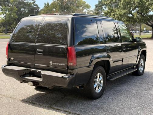 2000 Cadillac Escalade Sport
