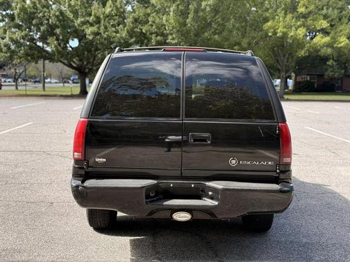 2000 Cadillac Escalade Sport