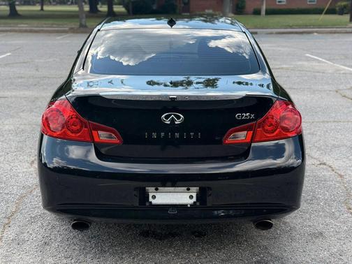 2012 INFINITI G25x Base