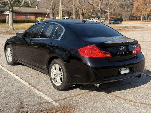 2012 INFINITI G25x Base