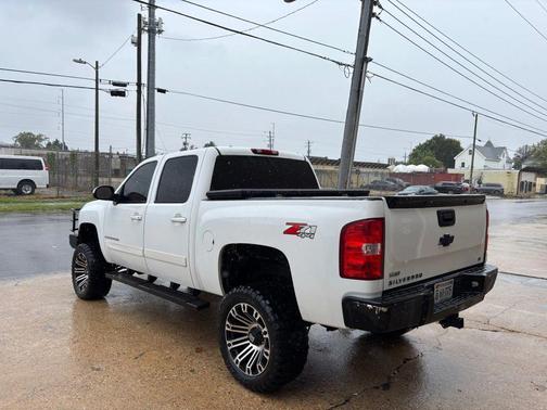 2007 Chevrolet Silverado 1500 LTZ Crew Cab