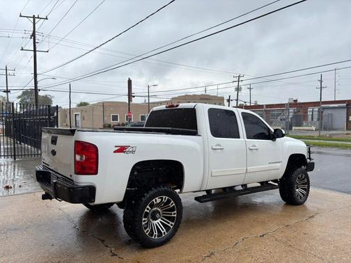 2007 Chevrolet Silverado 1500 LTZ Crew Cab