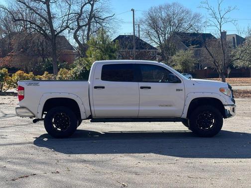 2015 Toyota Tundra SR5