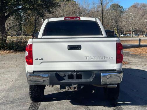2015 Toyota Tundra SR5