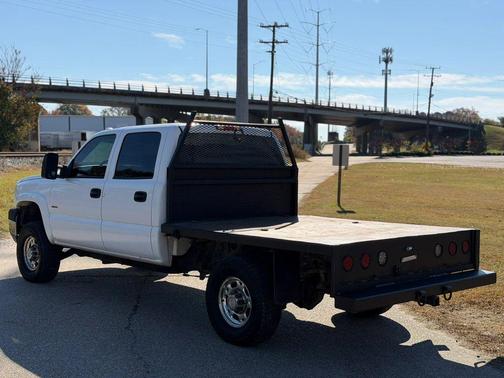 2005 Chevrolet Silverado 2500 LS H/D Crew Cab