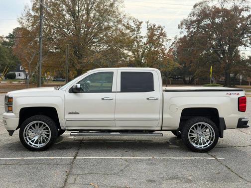 2014 Chevrolet Silverado 1500 High Country
