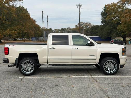 2014 Chevrolet Silverado 1500 High Country