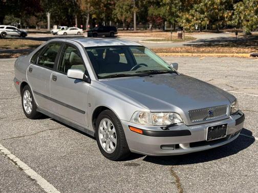 2002 Volvo S40 Base