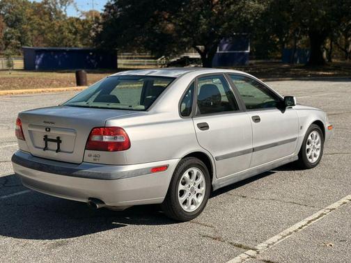 2002 Volvo S40 Base