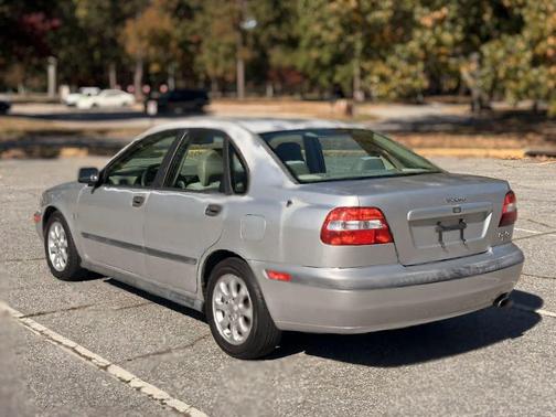 2002 Volvo S40 Base