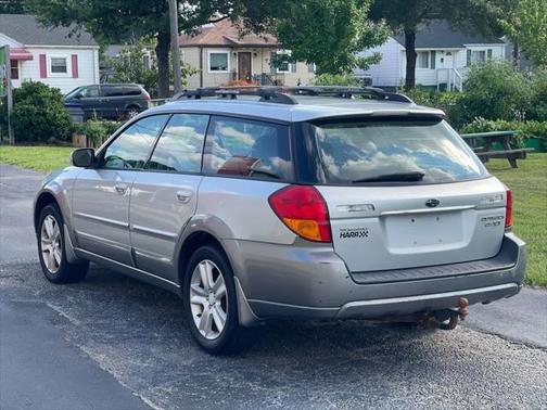 2005 Subaru Outback 2.5 XT Limited
