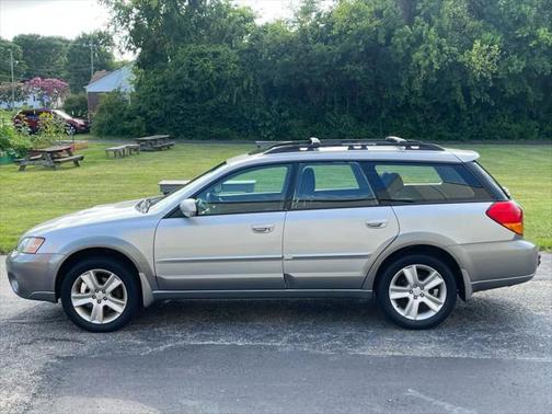 2005 Subaru Outback 2.5 XT Limited
