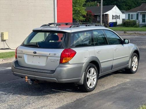 2005 Subaru Outback 2.5 XT Limited