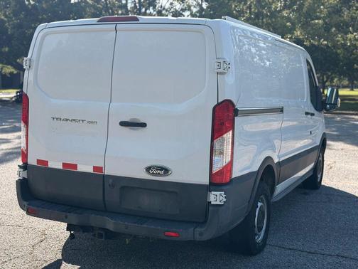 2017 Ford Transit-250 Base