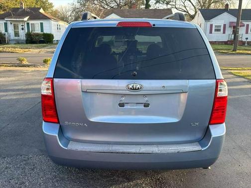 2008 Kia Sedona LX