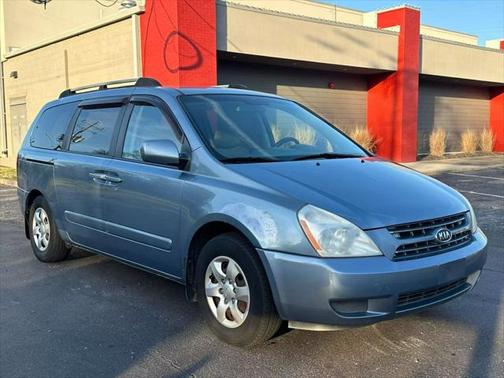 2008 Kia Sedona LX