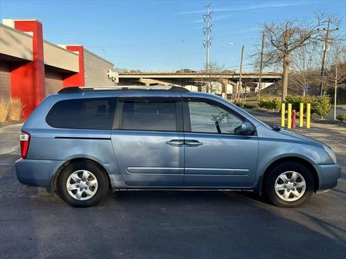 2008 Kia Sedona LX