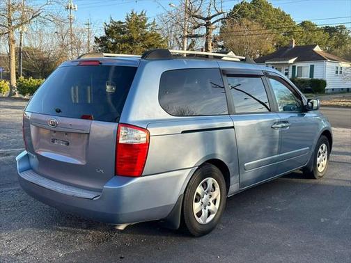 2008 Kia Sedona LX
