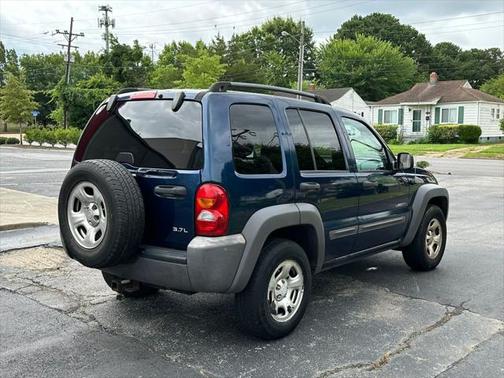2004 Jeep Liberty Sport