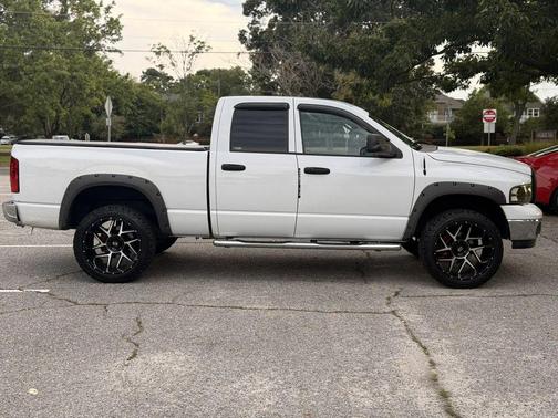2004 Dodge Ram 1500 SLT Quad Cab