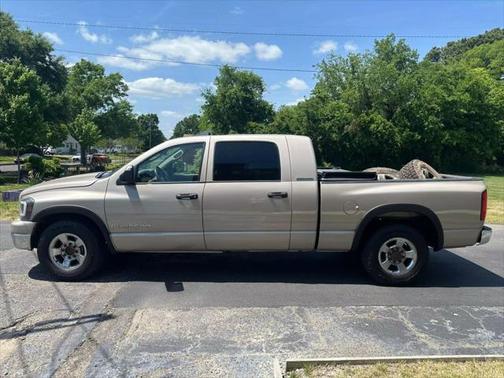 2006 Dodge Ram 2500 SLT Mega Cab