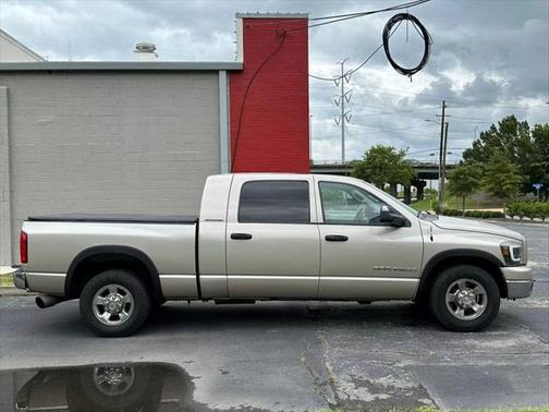 2006 Dodge Ram 2500 SLT Mega Cab