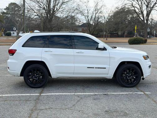 2021 Jeep Grand Cherokee Laredo