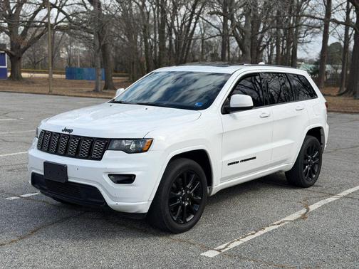2021 Jeep Grand Cherokee Laredo