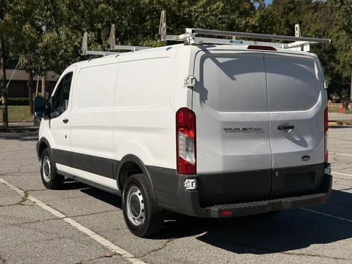2018 Ford Transit-250 Base