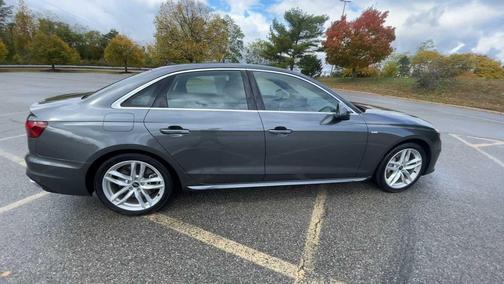 2024 Audi A4 45 S line Premium Plus