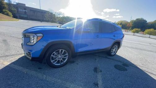2024 GMC Terrain SLT