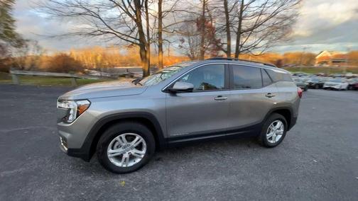 2023 GMC Terrain SLE