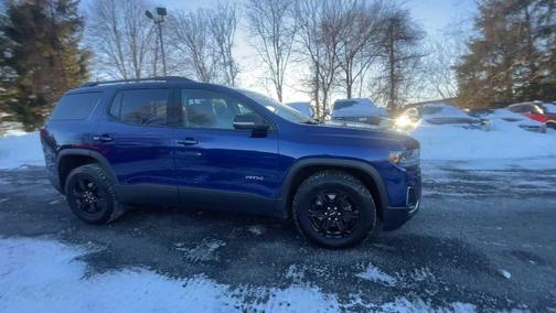 2023 GMC Acadia AWD AT4
