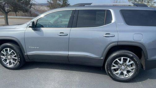 2022 GMC Acadia AWD SLE