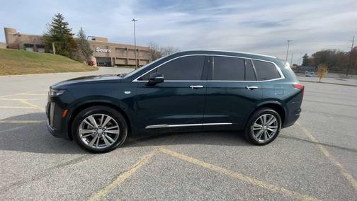 2025 Cadillac XT6 Premium Luxury AWD