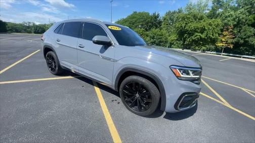 2022 Volkswagen Atlas Cross Sport 3.6L V6 SEL Premium R-Line