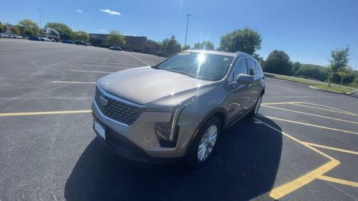 2024 Cadillac XT4 Luxury
