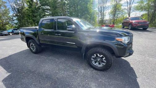 Midnight Black Metallic 2020 Toyota Tacoma TRD Off Road