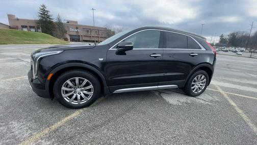 2021 Cadillac XT4 Premium Luxury