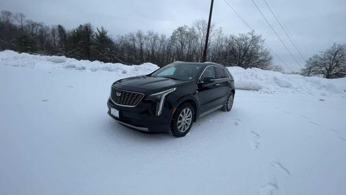2021 Cadillac XT4 Premium Luxury