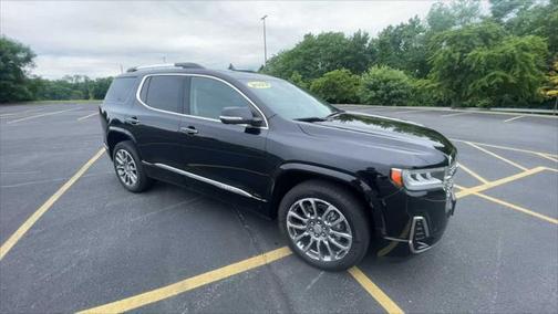 2022 GMC Acadia Denali