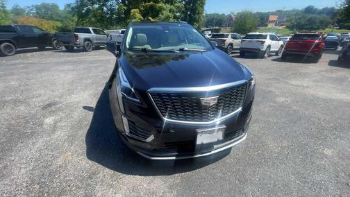 2022 Cadillac XT5 Premium Luxury