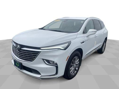 2022 Buick Enclave AWD Essence